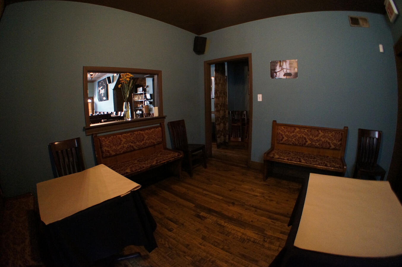 Tango Sur waiting room